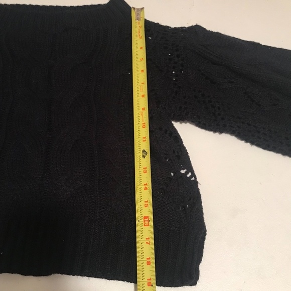 Ebby and I cropped chunky cable knit sweater S - Picture 8 of 8